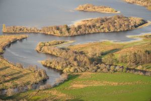 Inseln-Loch-Tay.jpg